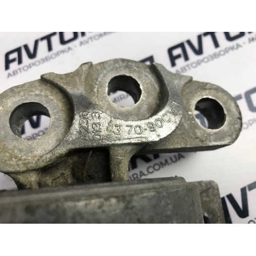  Подушка двигуна Fiat Punto 2005-2018 1.3JTD 50508653